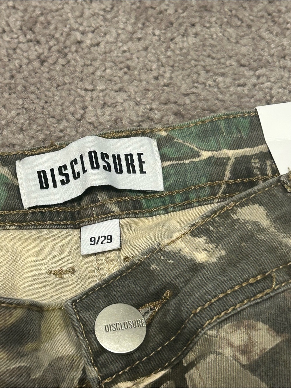 NWT Disclosure Camo Wide-Leg Cargo Pants sz:9/29 - Picture 5 of 10